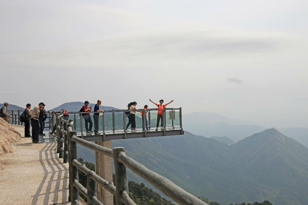 山东领秀户外：千里挺进大别山，众雄傲视天堂寨