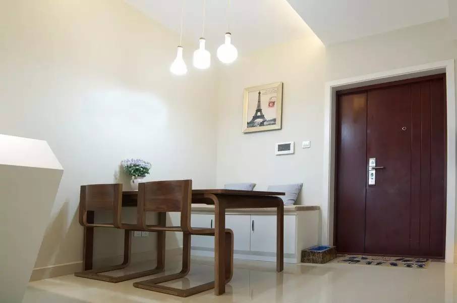 餐桌可以对着入户门吗,入户门对着餐桌如何装修