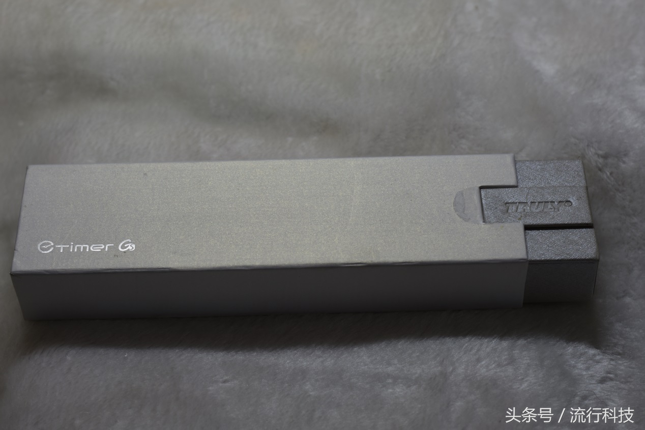 女性所爱的饰品这款也能算是吗?看信利女性手环怎么定义