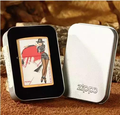 二战美国大兵不扛枪也能成为英雄,二战的美国大兵带几支枪