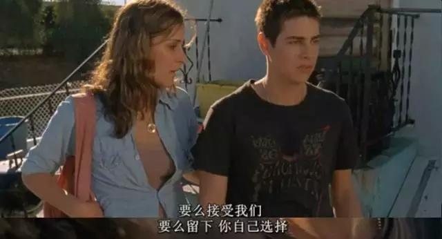 这是一部既清新又*欲肉**的同性好剧,没看过的你就OUT了!