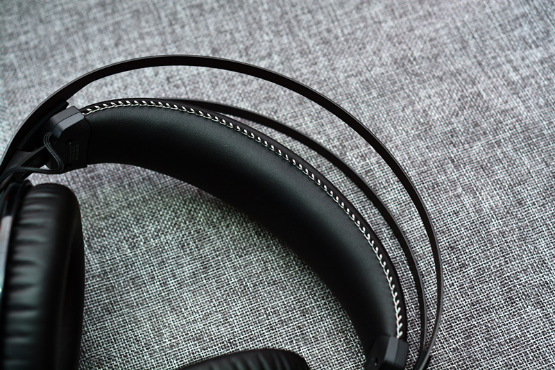 金士顿黑鹰和黑鹰s对比,黑鹰金士顿