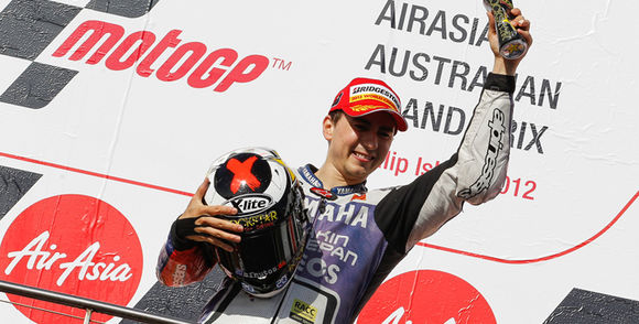 雅马哈机器人与洛伦佐,机器人雅马哈视频