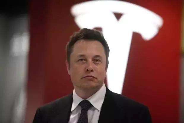 钢铁侠以马斯克为原型创造的,钢铁侠是以马斯克为原型吗