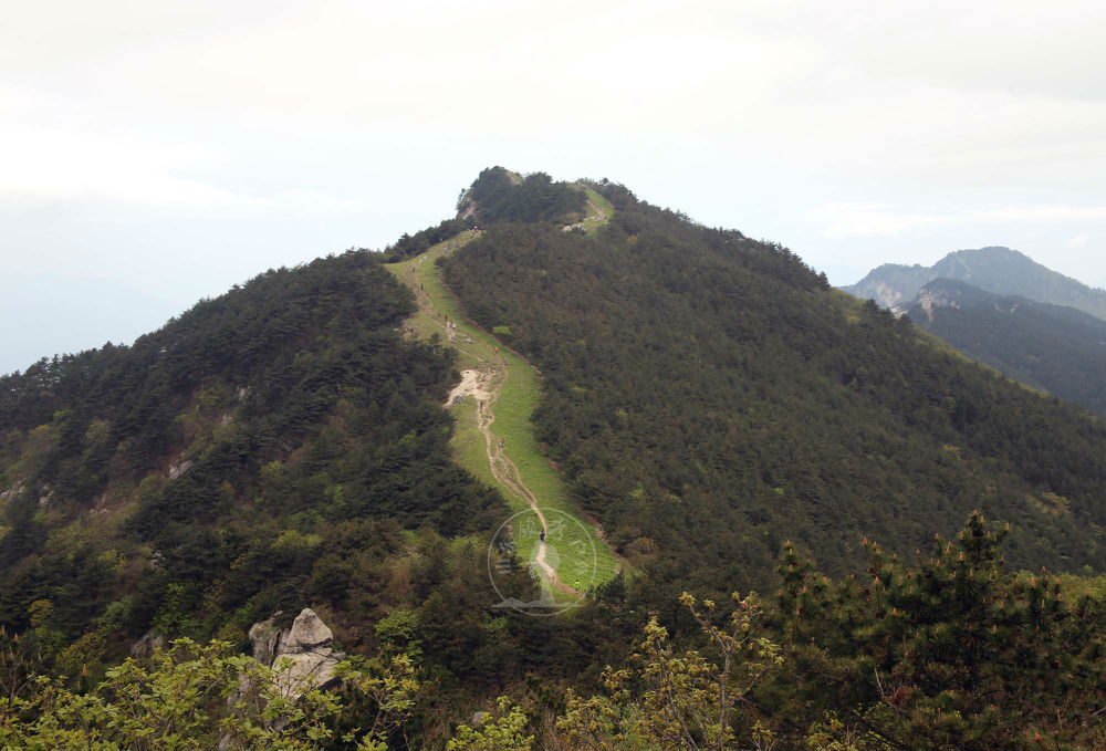 山东领秀户外：千里挺进大别山，众雄傲视天堂寨