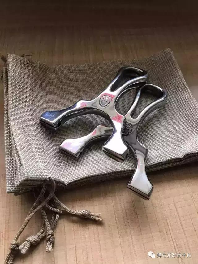 鏂版鎵佺毊,鏂版鍙嶆洸