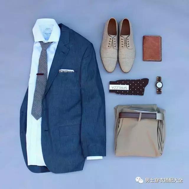 男士休闲西装西裤搭配小白鞋,男士休闲西装搭配什么打底衫