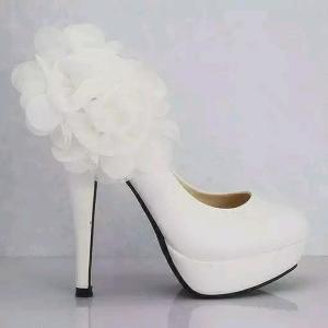 十二星座适合什么鞋子,十二星座的衣服和鞋子