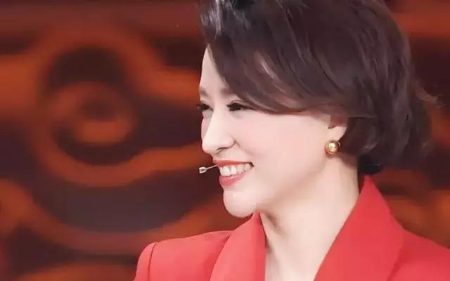 杨幂口红雅诗兰黛305,口红种草豆沙