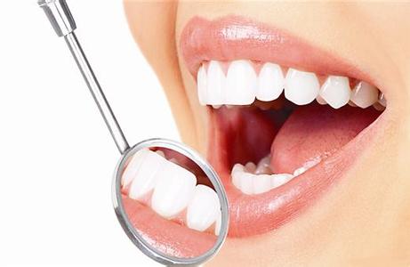 嘴巴起泡是什么引起的上火,嘴巴起泡是犯小人吗