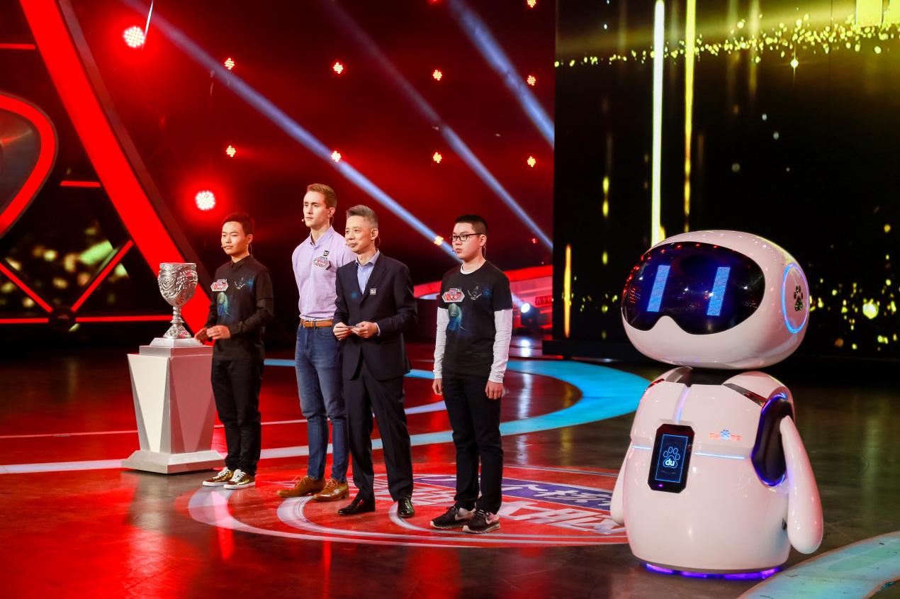 机器人也来凑热闹,美的智能王空调最强大脑最后一战打响