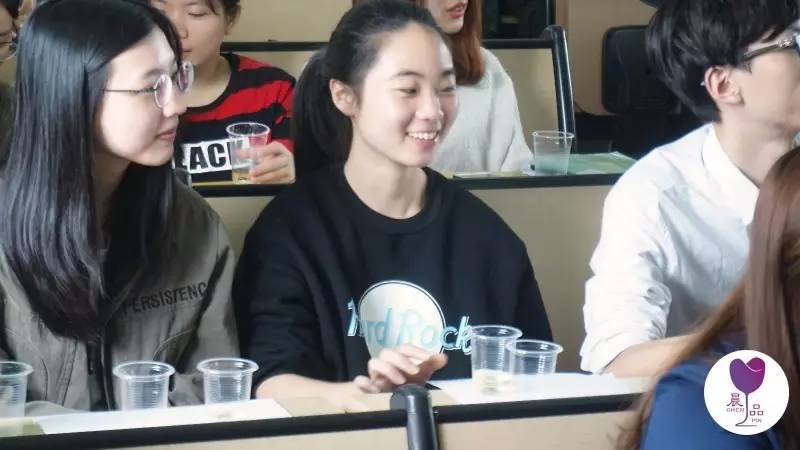 走进校园感受青春味道,走进校园感受青春荣光