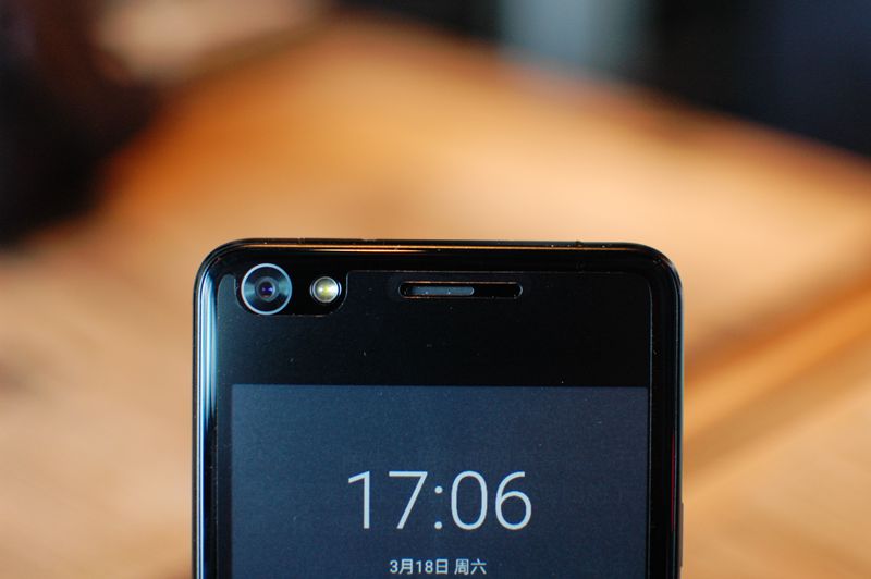 性价比高的全面屏手机评测,正面屏幕观感最好的手机