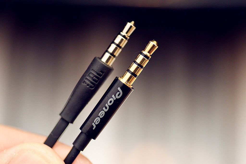 百元级蓝牙耳塞,百元级耳塞