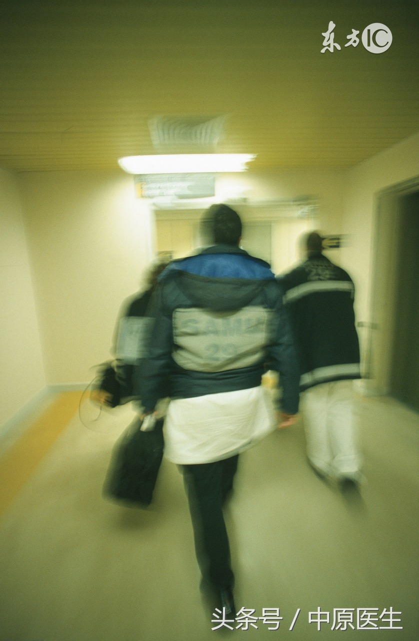 男子吃安眠药呕吐,男子吃安眠药几年