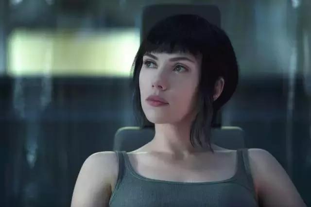 黑寡妇穿什么衣服,黑寡妇穿什么衣服好