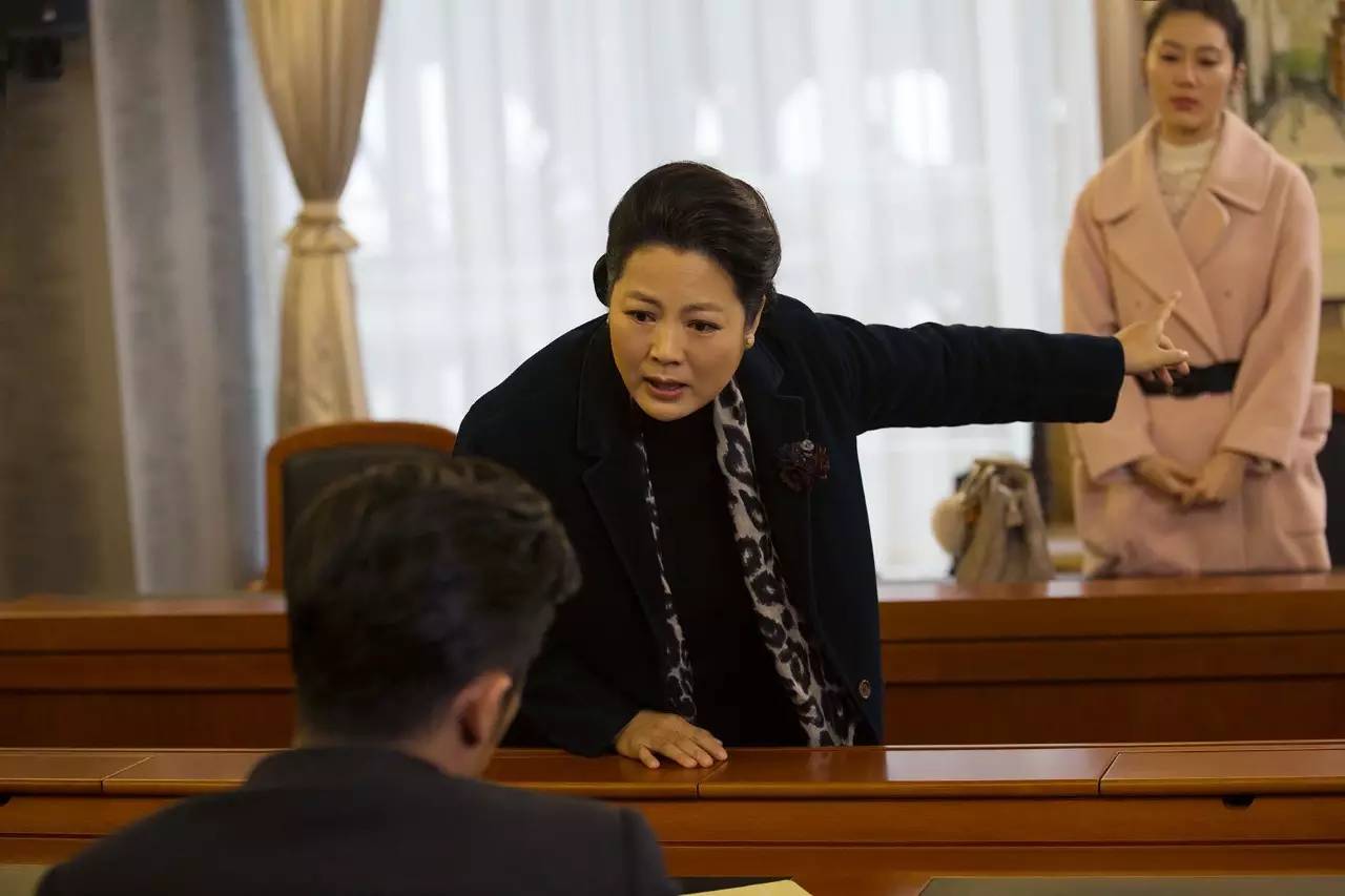 写亲情不受待见?《黄大妮》却有了突破