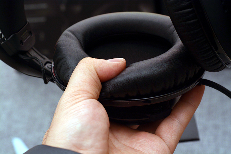 金士顿黑鹰和黑鹰s对比,黑鹰金士顿