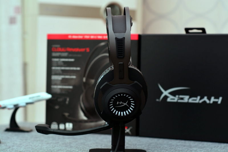 金士顿黑鹰和黑鹰s对比,黑鹰金士顿