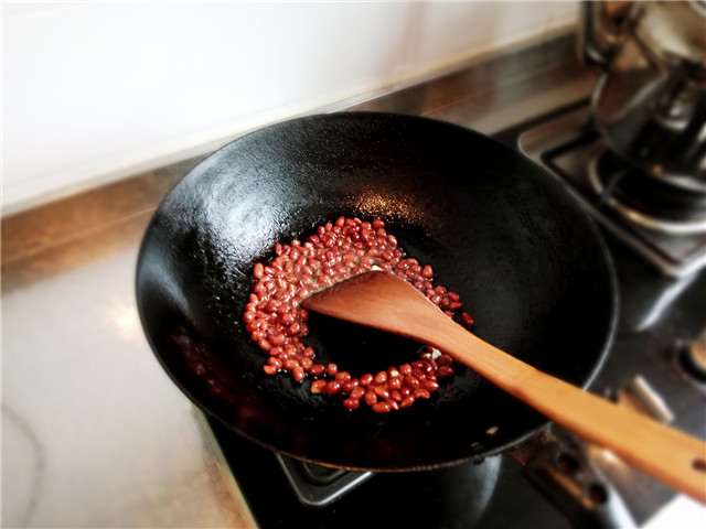 四川干拌担担面的正宗做法,四川担担面的正宗秘方