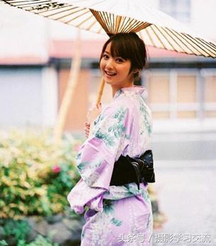 手机美图秀秀修图教程,美女照片怎么修图