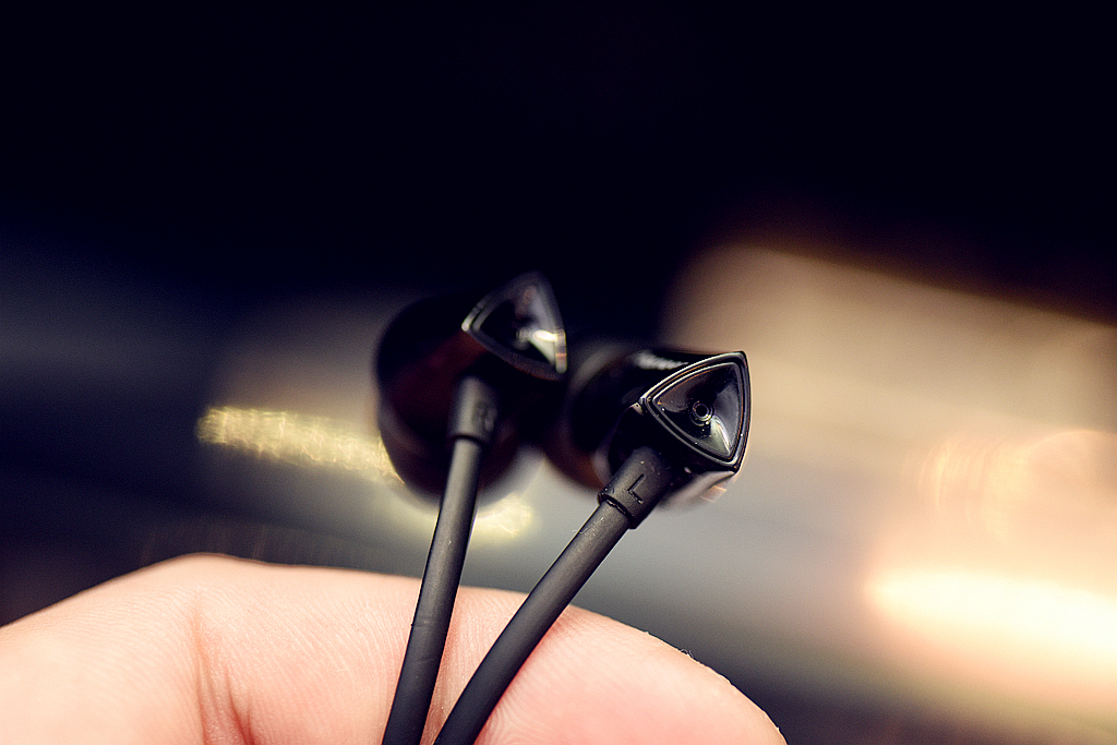 百元级蓝牙耳塞,百元级耳塞