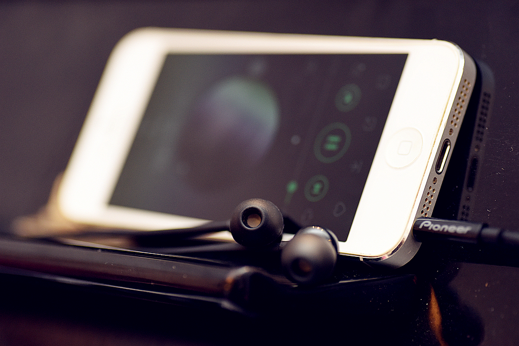 百元级蓝牙耳塞,百元级耳塞