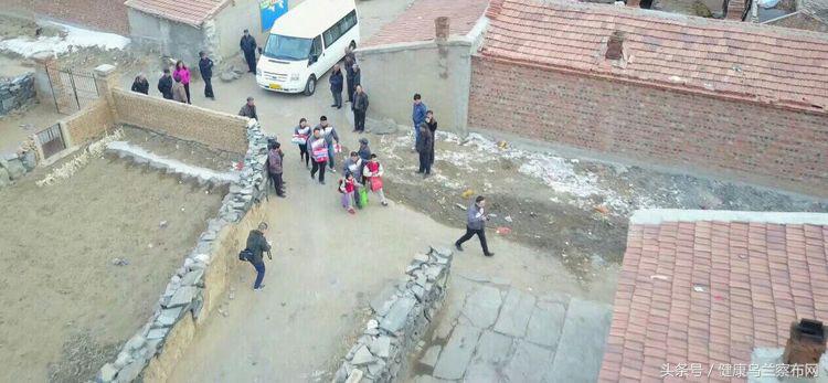 集宁区光明街小学校长巩建伟,巩建伟