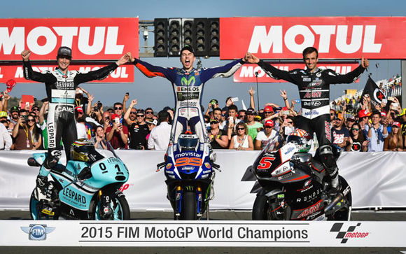 雅马哈机器人与洛伦佐,机器人雅马哈视频