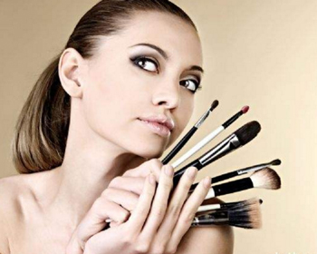 角质层薄易过敏用什么护肤品好,脸经常过敏皮肤角质层薄偏方