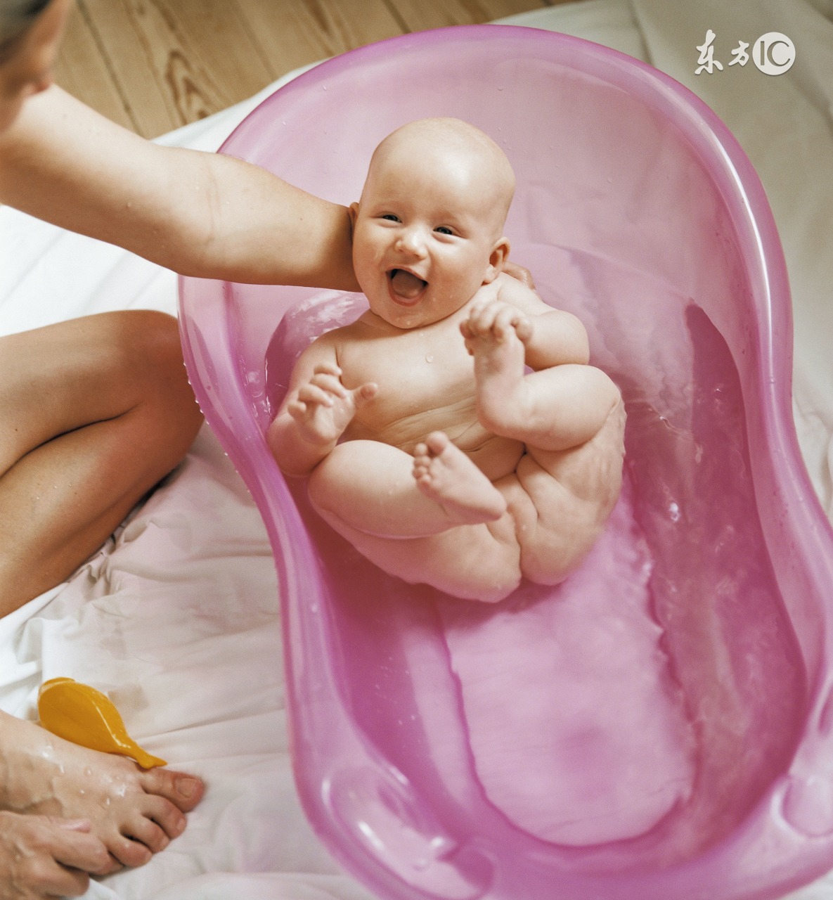 生完孩子后的子宫会有什么变化,女人生完孩子三大表现