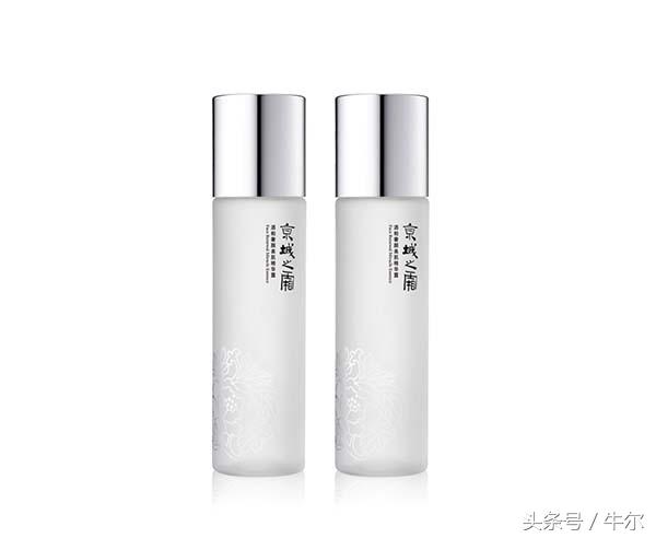 爽肤水和精华液的正确使用方法,爽肤水精华水的正确使用方法