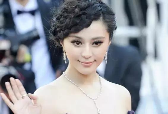 为什么自己妆看起来脏脏的,为什么开始化的妆脏脏的