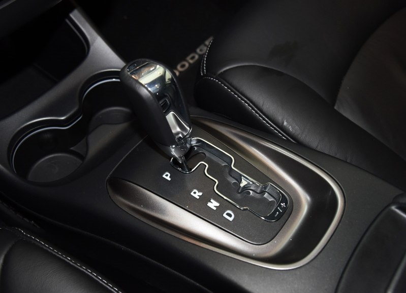 道奇酷威打不着火一直吱吱响,道奇酷威起不了动