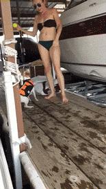 苹果手机怎么掰才容易掰开,苹果手机弯了一点能弄直吗