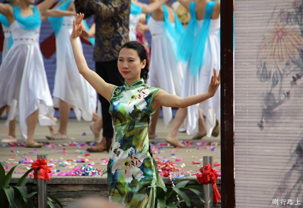 武胜运动会开幕式入场表演,武胜乡村旅游节图片大全