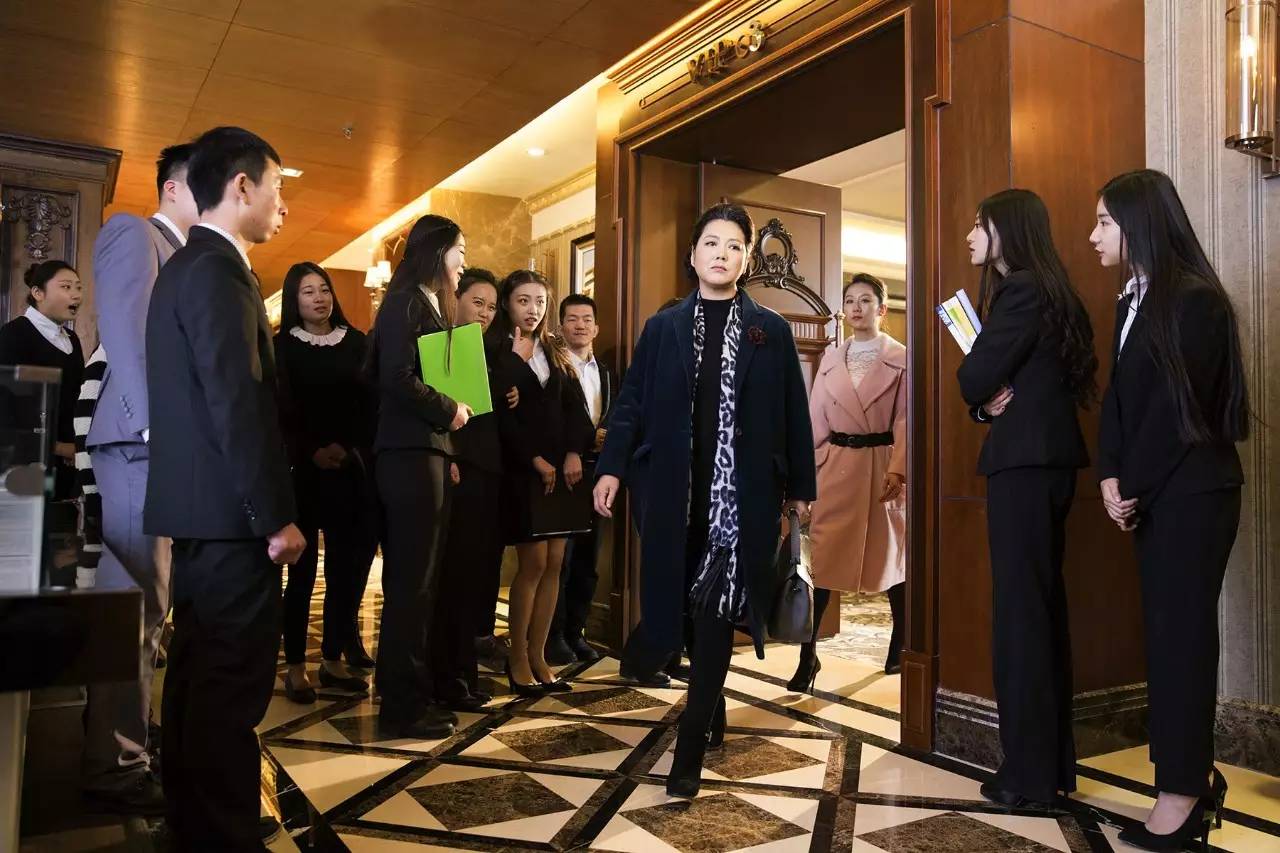 写亲情不受待见?《黄大妮》却有了突破