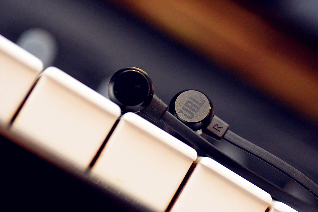 百元级蓝牙耳塞,百元级耳塞