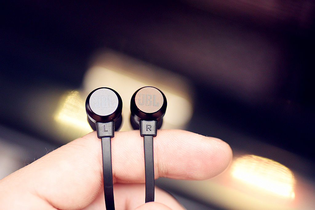 百元级蓝牙耳塞,百元级耳塞