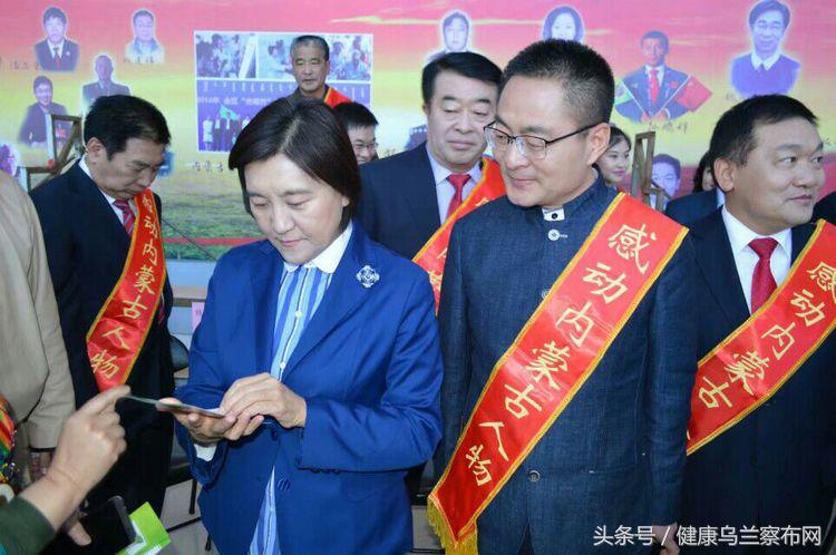 集宁区光明街小学校长巩建伟,巩建伟