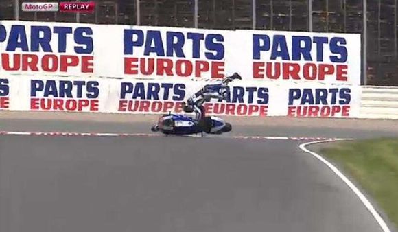 雅马哈机器人与洛伦佐,机器人雅马哈视频