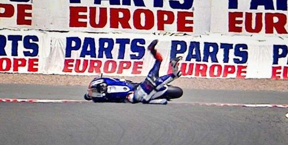 雅马哈机器人与洛伦佐,机器人雅马哈视频