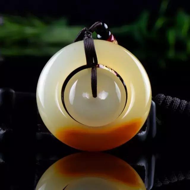 黄龙玉的正确保养方法,黄龙玉要用油养是假的黄龙玉吗