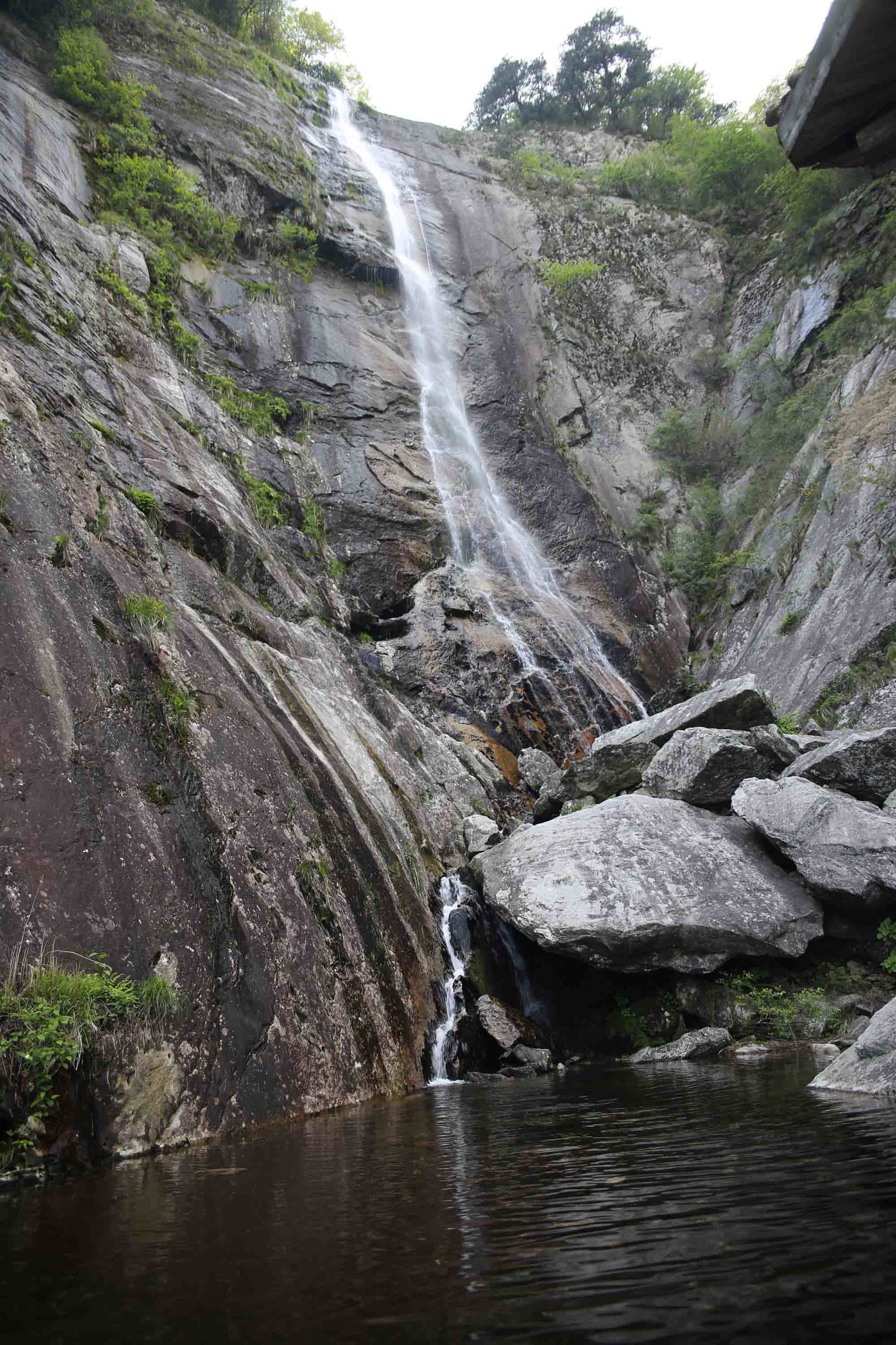 山东领秀户外：千里挺进大别山，众雄傲视天堂寨