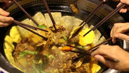 地锅餐饮最新火爆营销方案,10平小店一天卖400单