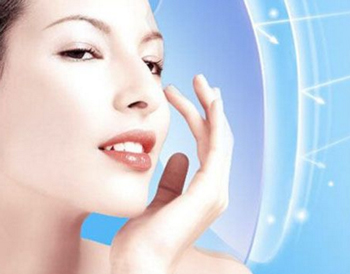 角质层薄易过敏用什么护肤品好,脸经常过敏皮肤角质层薄偏方