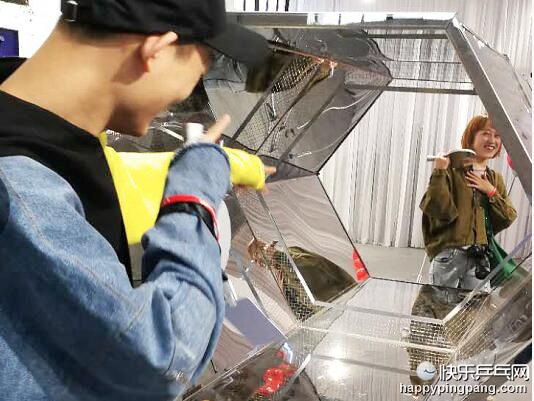 上海时装周走秀蓝衬衫,上海时装周走秀在哪里