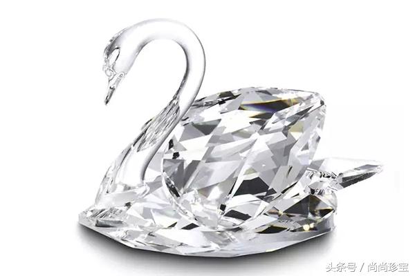 施华洛世奇水晶是什么材质的水晶 (施华洛世奇水晶和玻璃的区别)
