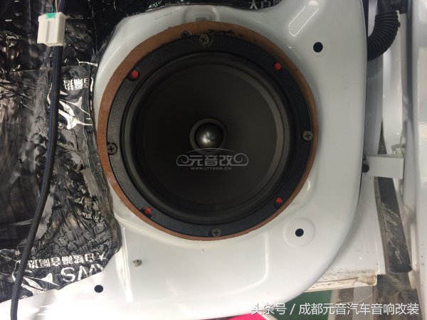 荣威rx5max改装音响,荣威rx5max原厂bose音响