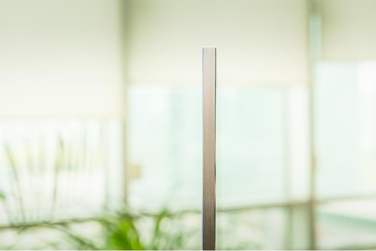 超薄快感极致体验TCLC2剧院电视体验